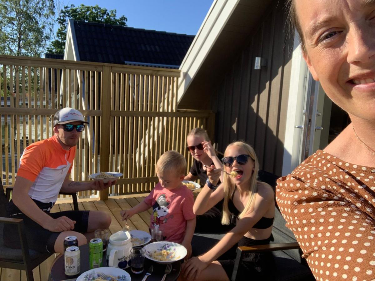 Nybyggd Mysig Laegenhet I Falkenberg, Troeingeberg 5Min Fran E6, 30Min Ullared, Naera Stationen Lejlighed Eksteriør billede